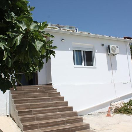 Condo Rooms Sarandë Eksteriør billede