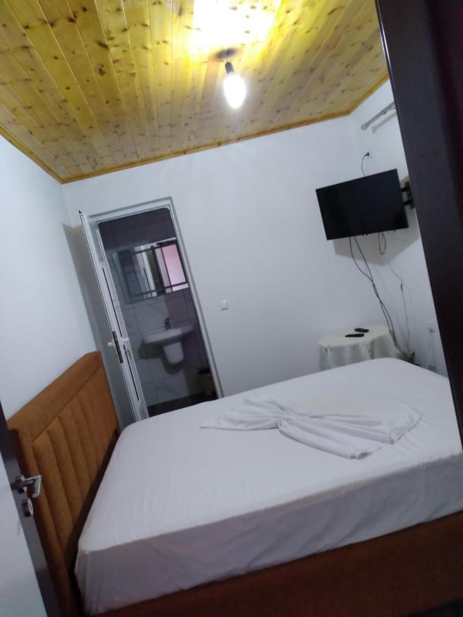 Condo Rooms Sarandë Eksteriør billede